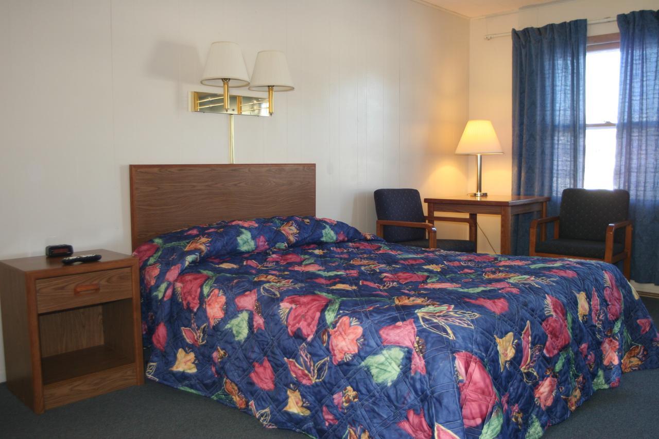 Bluffs Inn Bessemer Экстерьер фото